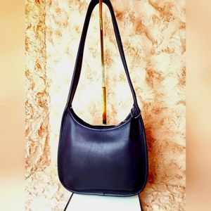 Vintage Coach Black Leather Beckett Shoulder Bag 